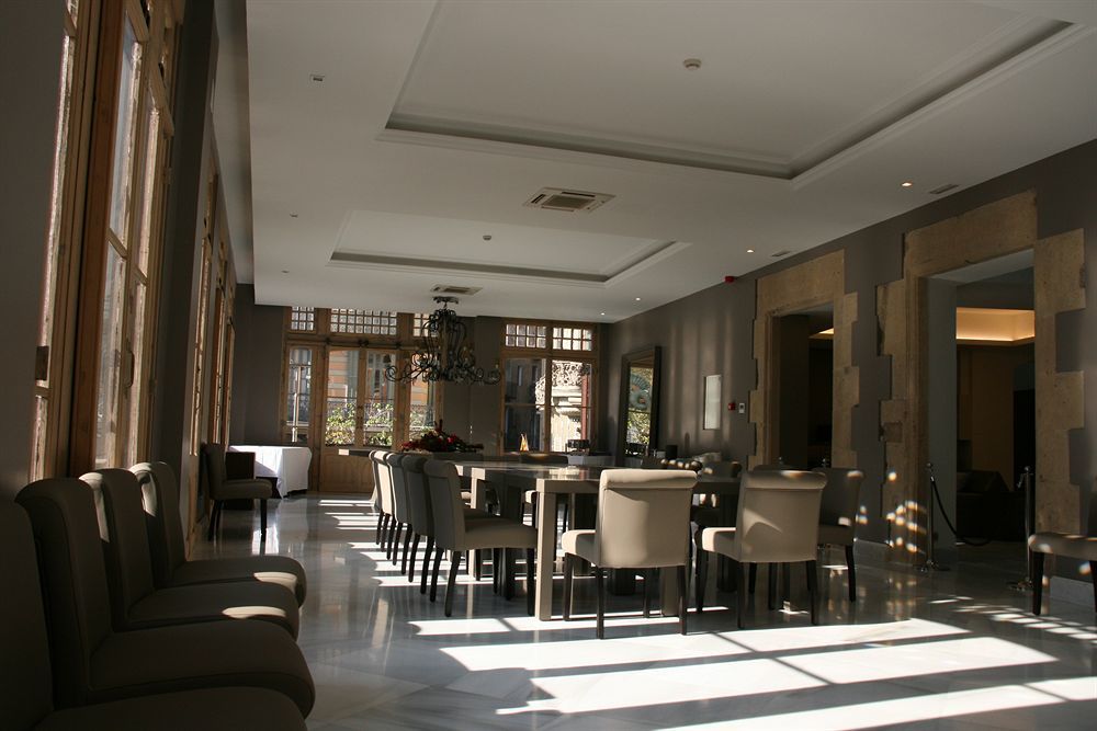 โรงแรมรัมบลาส อินเตอร์นาซิโอนาล บาร์เซโลนา ภายนอก รูปภาพ